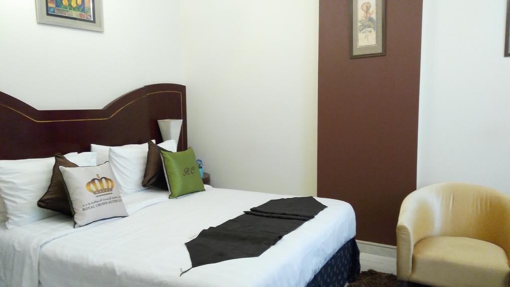 Royal Crown Suites Sharjah Ngoại thất bức ảnh